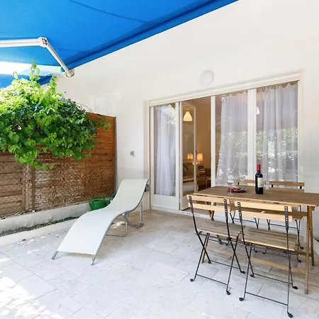 Archer De Palma Yourhosthelper Apartment *